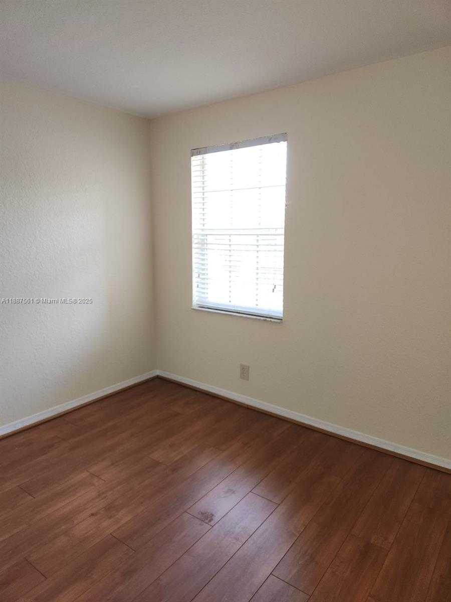 Small Image of 9166 NORTH WEST 40TH PL, Sunrise Number 12