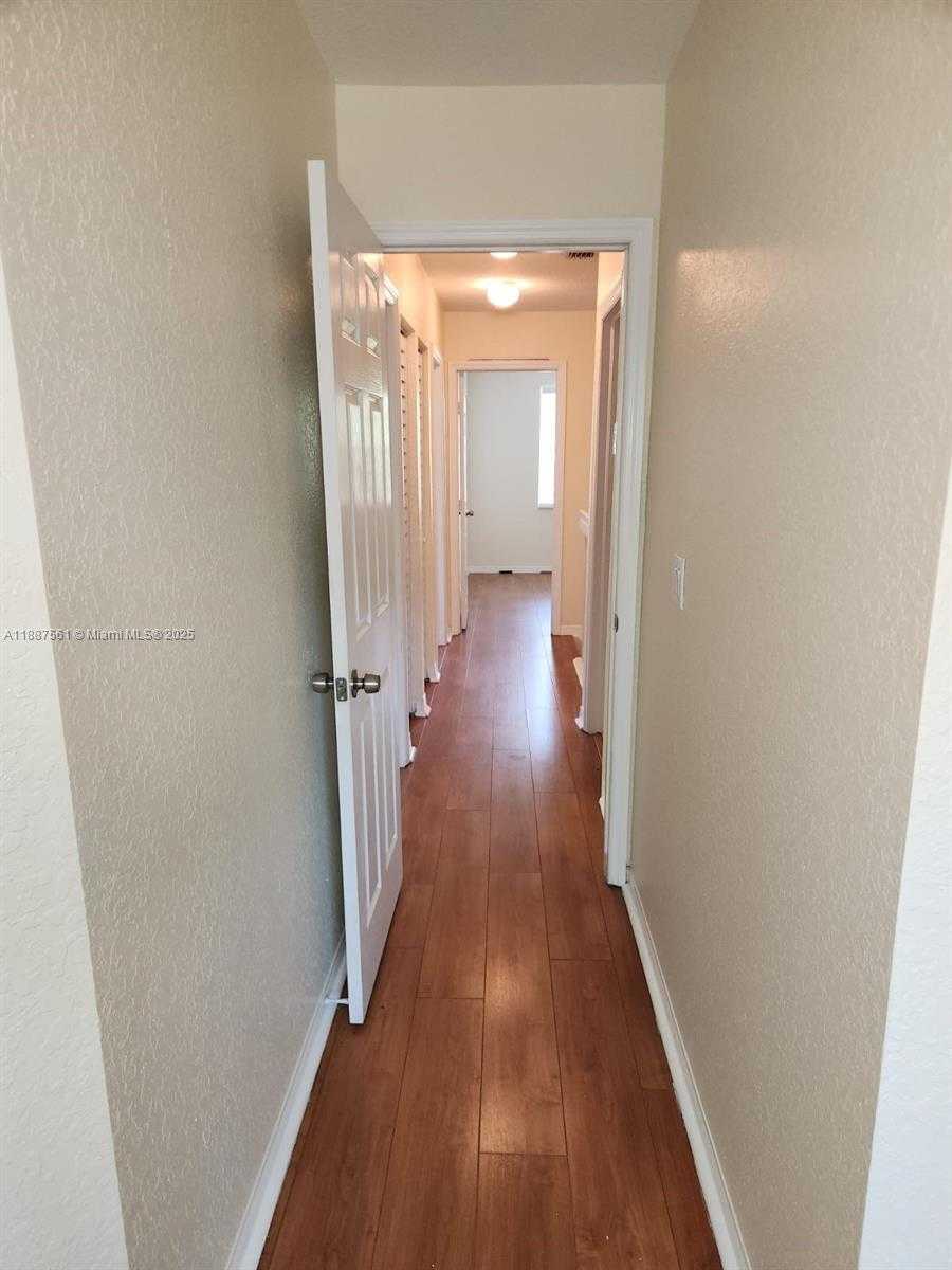 Small Image of 9166 NORTH WEST 40TH PL, Sunrise Number 22