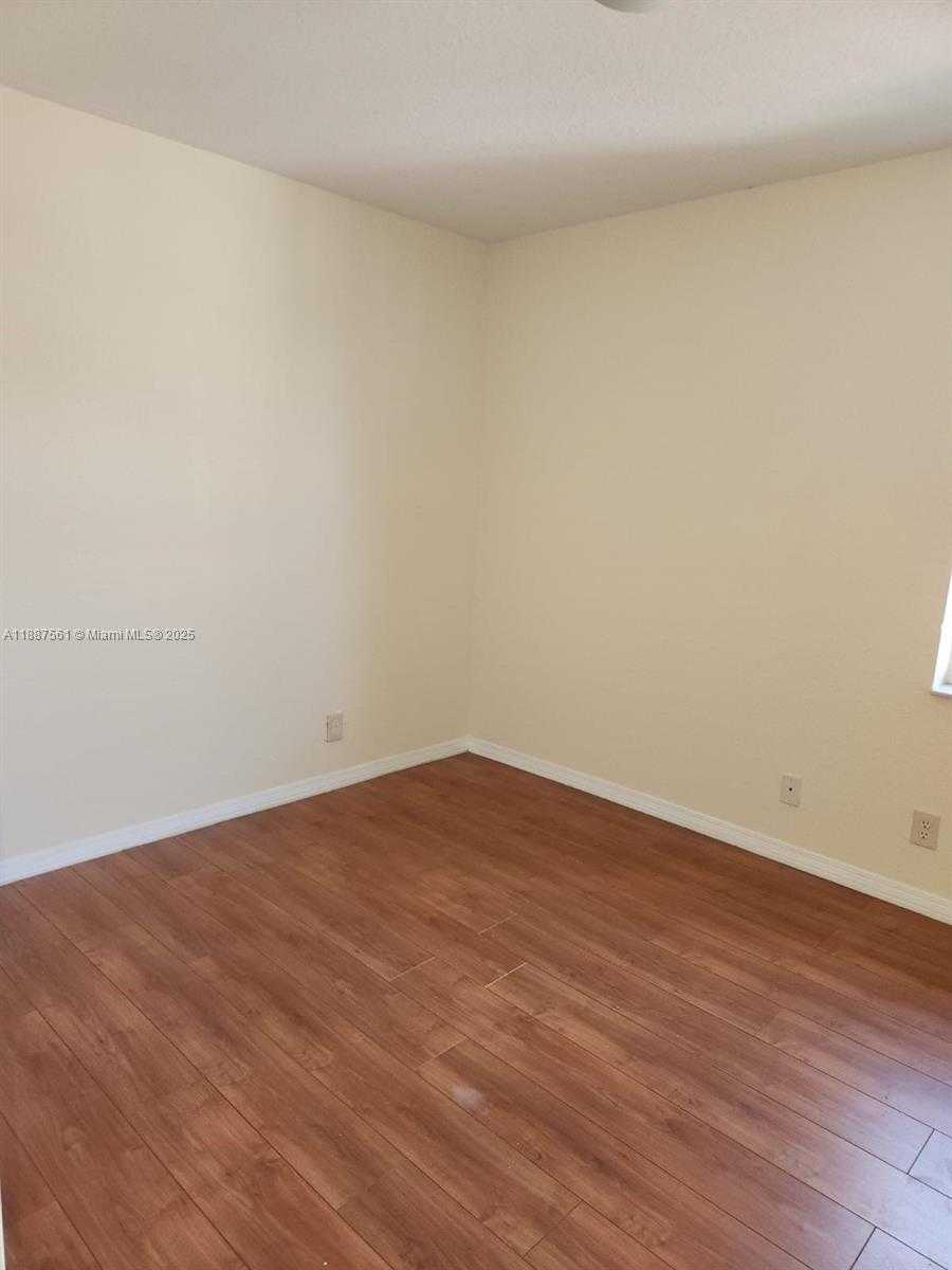 Small Image of 9166 NORTH WEST 40TH PL, Sunrise Number 26