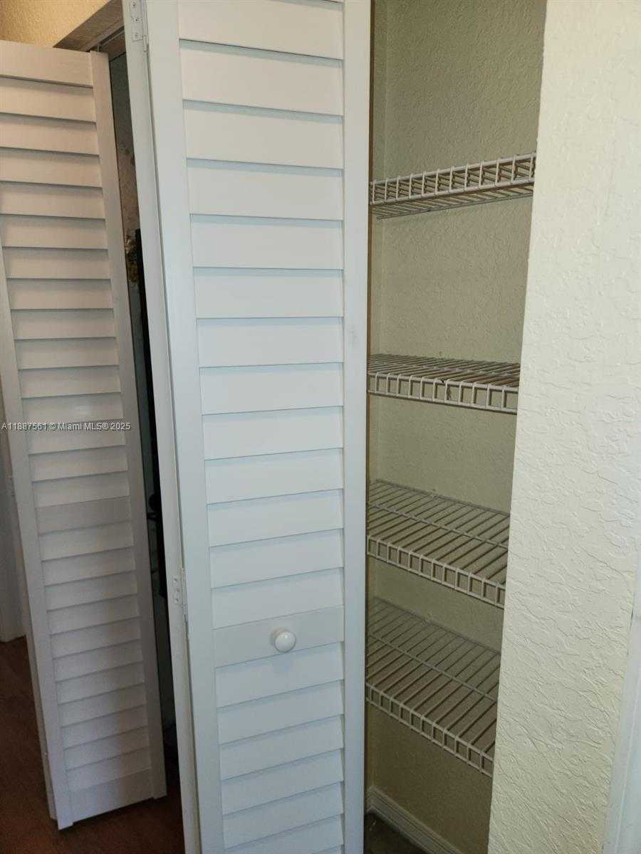 Small Image of 9166 NORTH WEST 40TH PL, Sunrise Number 27