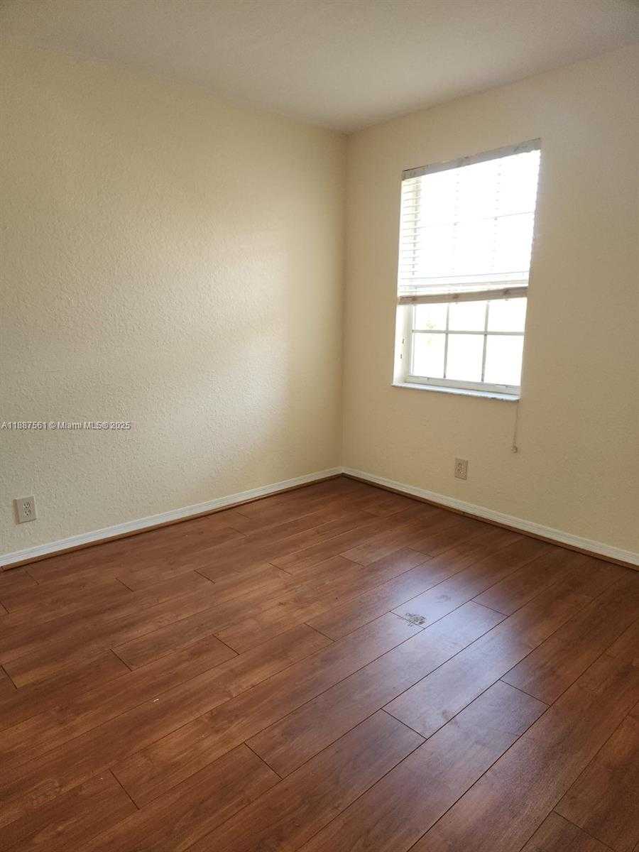 Small Image of 9166 NORTH WEST 40TH PL, Sunrise Number 29