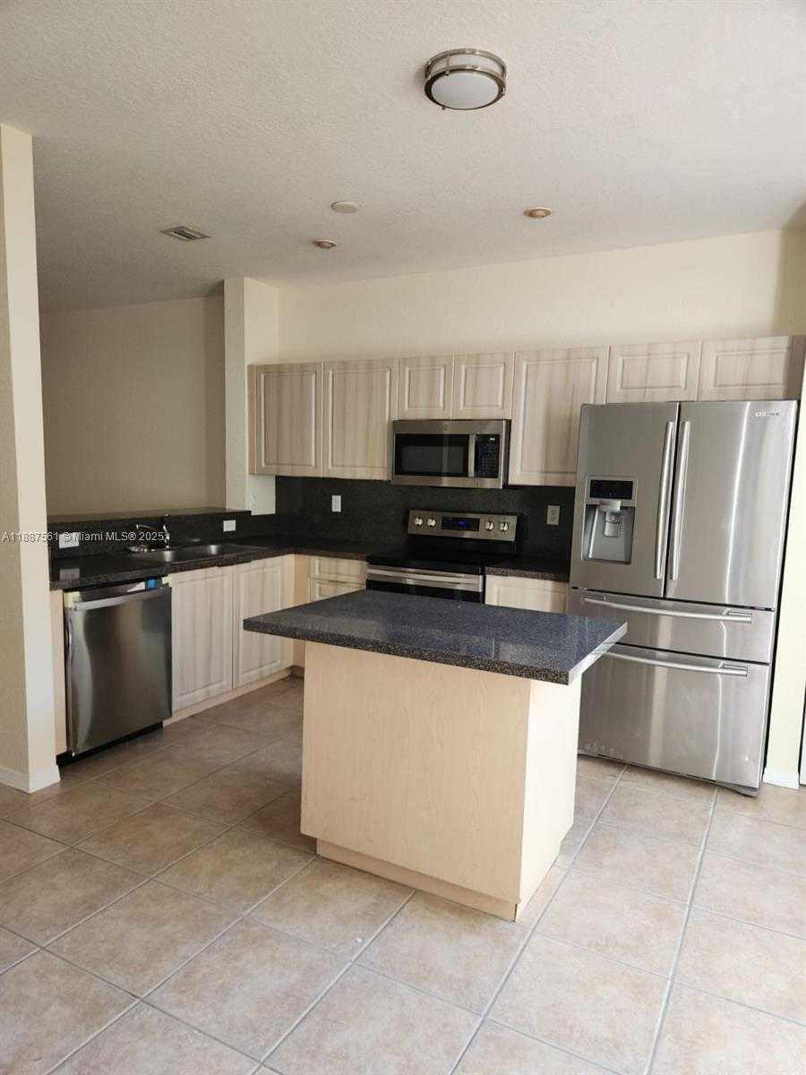 Small Image of 9166 NORTH WEST 40TH PL, Sunrise Number 32