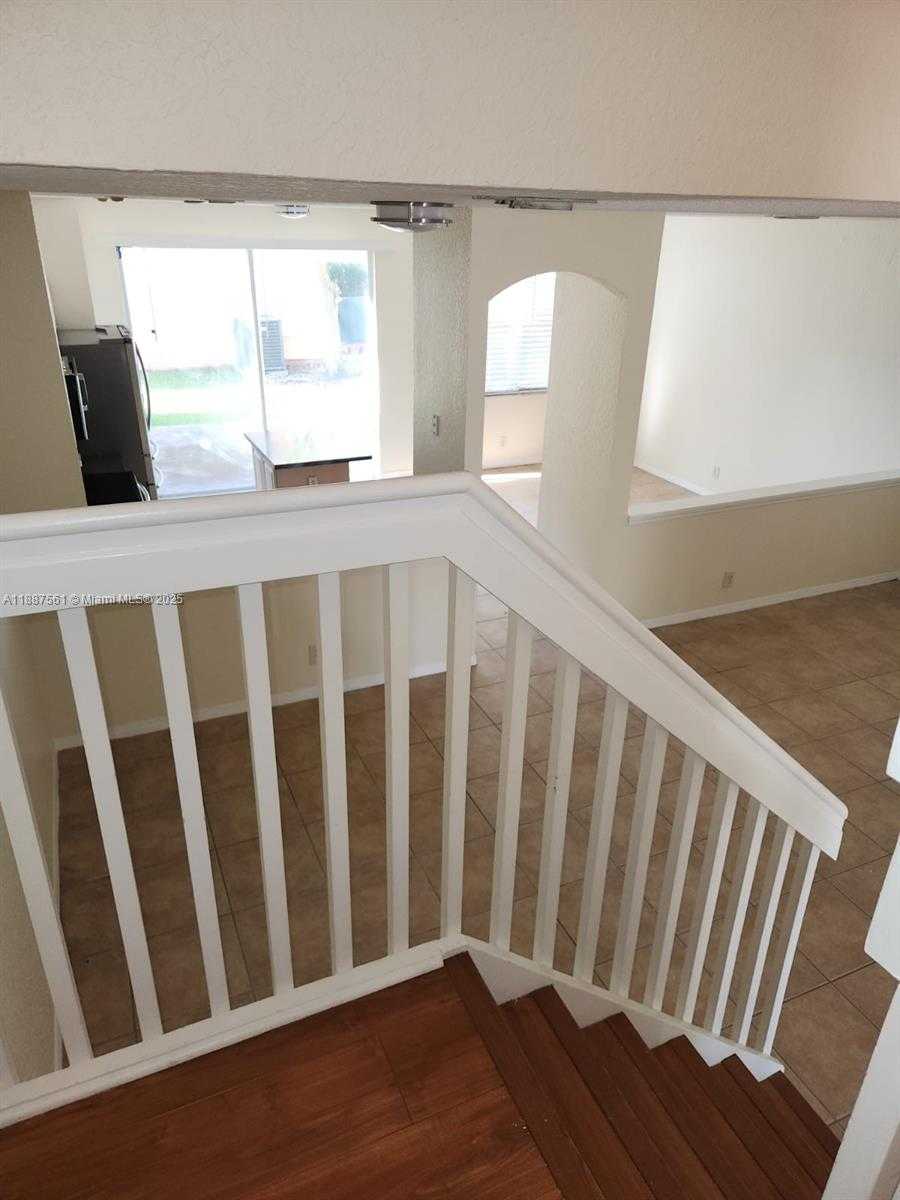 Small Image of 9166 NORTH WEST 40TH PL, Sunrise Number 8