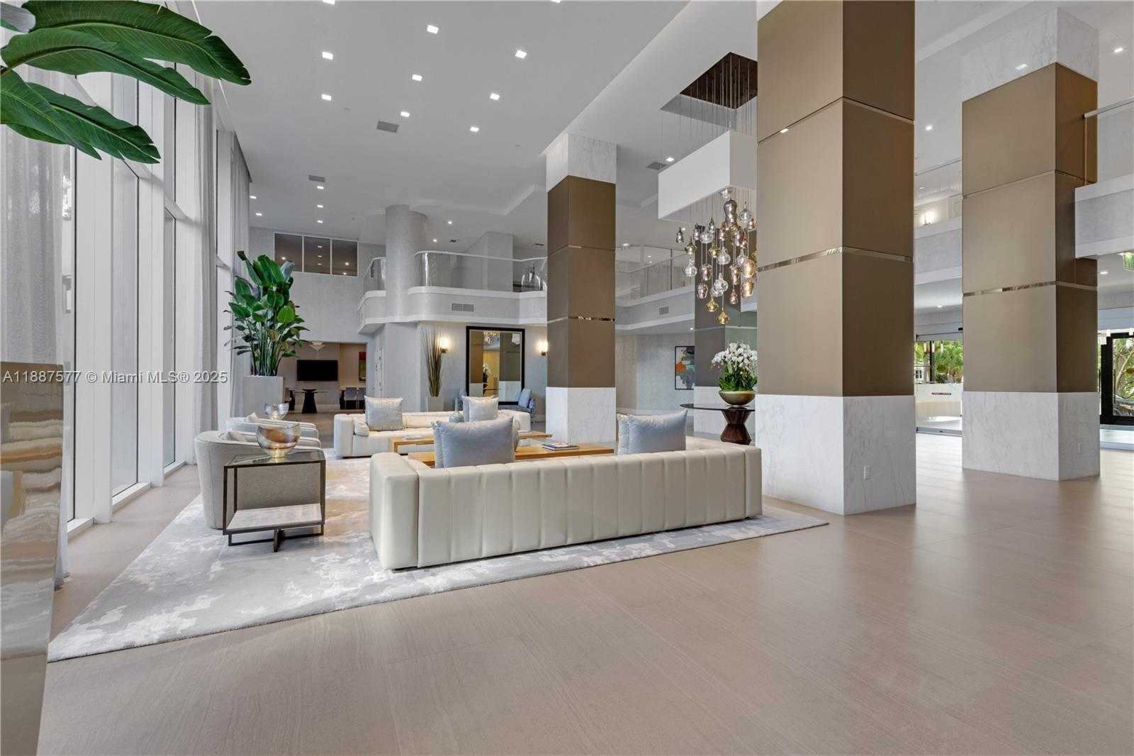 Small Image of 21150 POINT PL #1905, Aventura Number 38