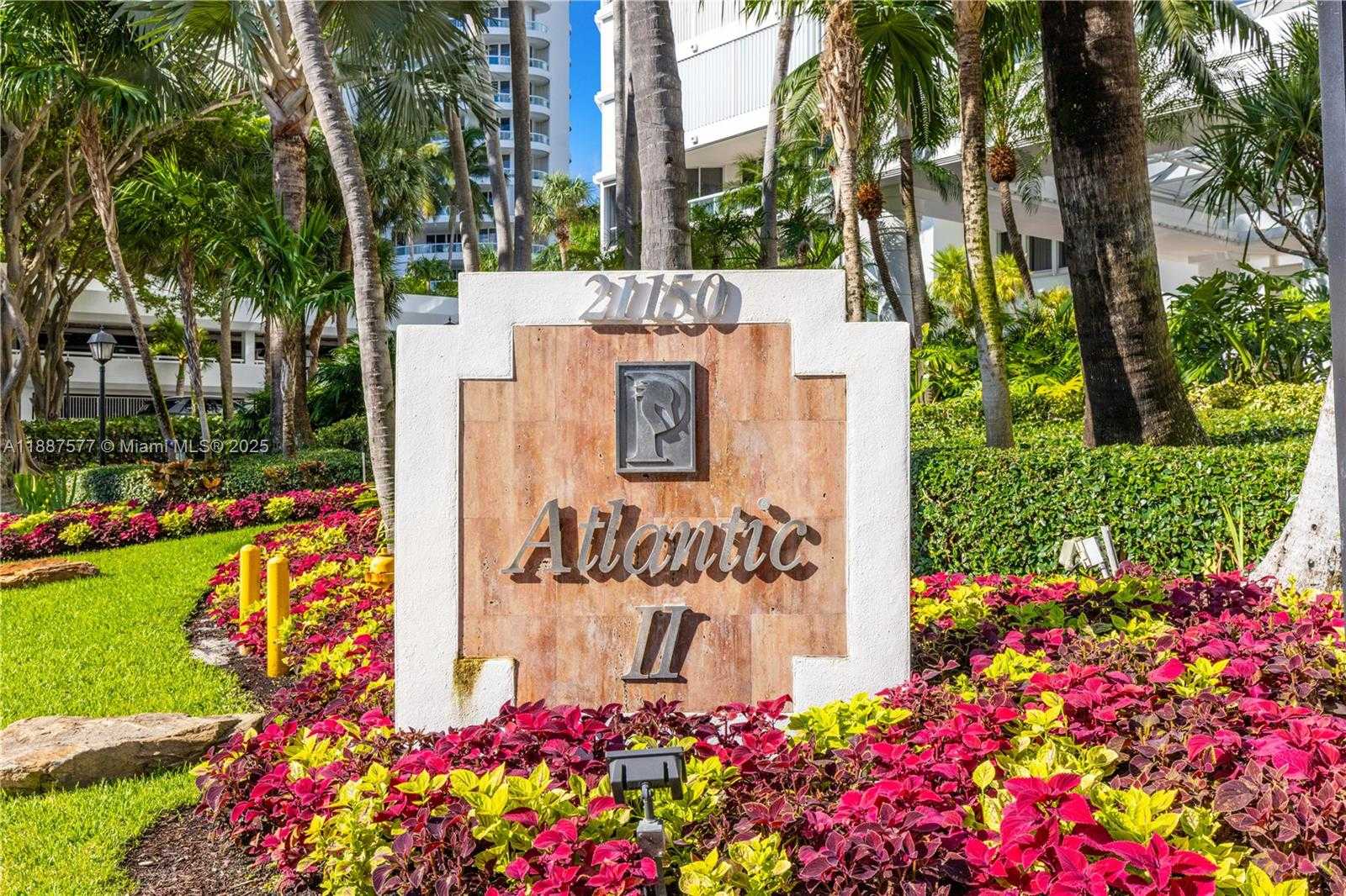 Small Image of 21150 POINT PL #1905, Aventura Number 41