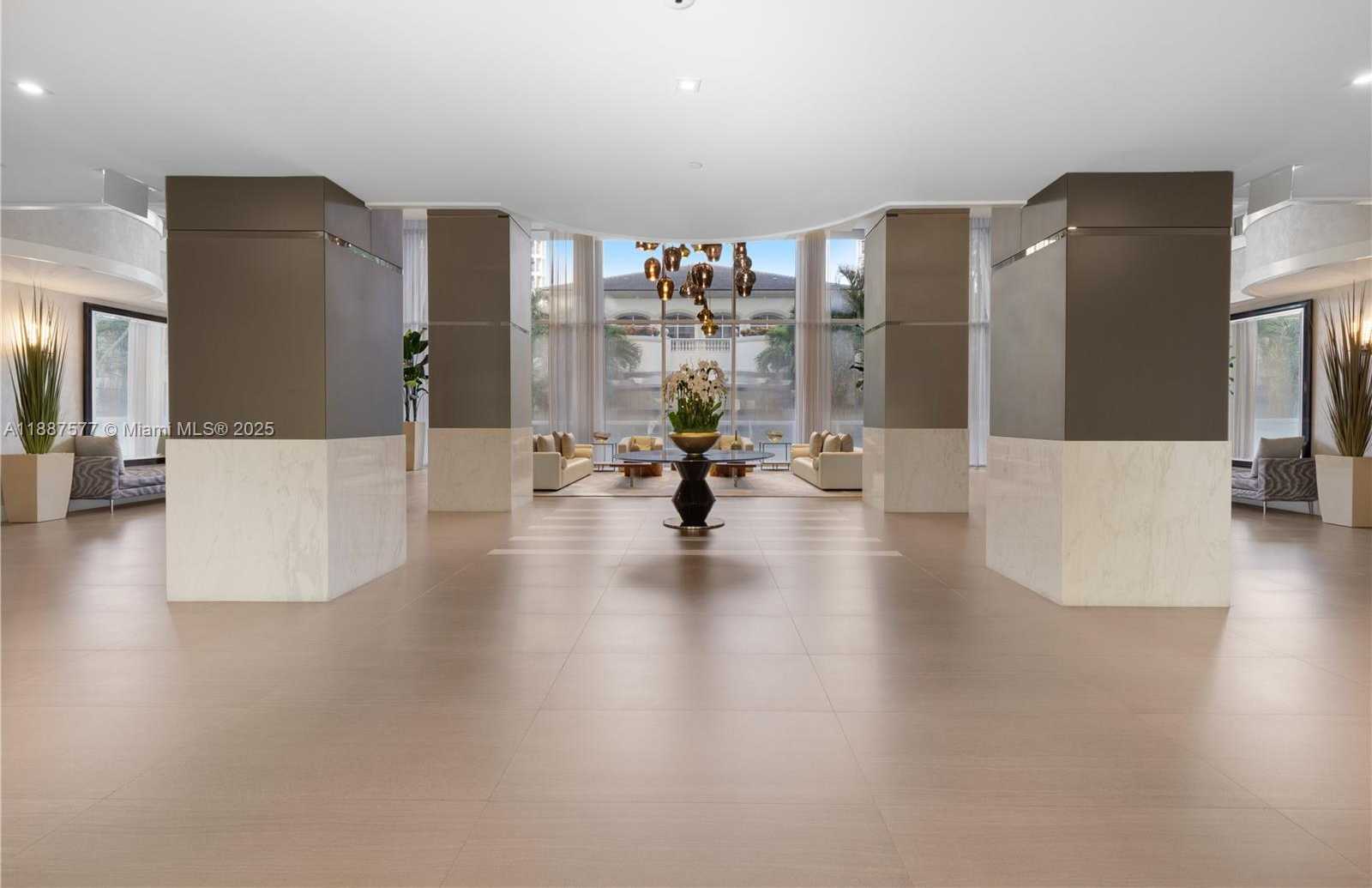 Small Image of 21150 POINT PL #1905, Aventura Number 43