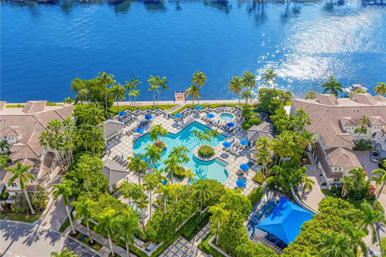 Small Image of 21150 POINT PL #1905, Aventura Number 44