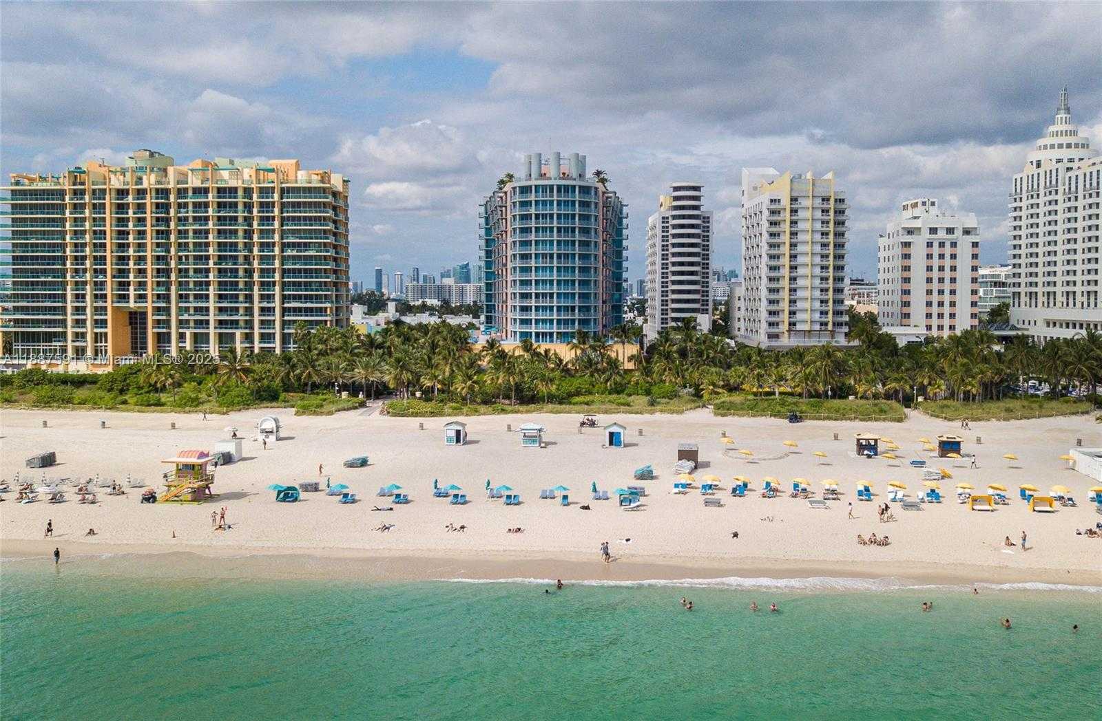 Small Image of 1500 OCEAN DR #UPH-5, Miami Beach Number 2