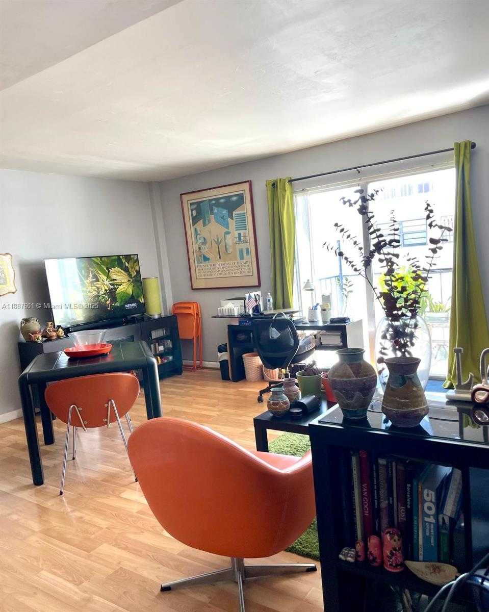Small Image of 899 WEST AVE #5C, Miami Beach Number 15