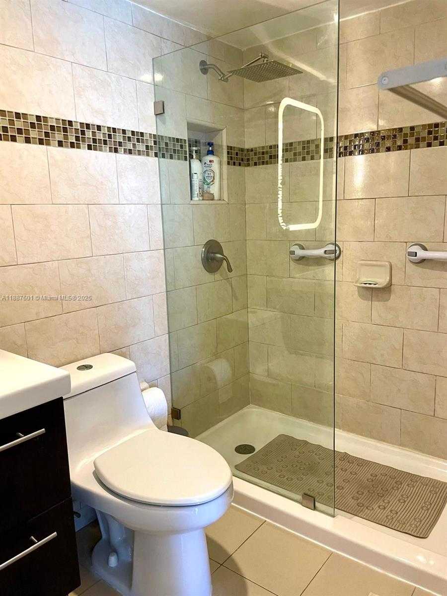 Small Image of 899 WEST AVE #5C, Miami Beach Number 28