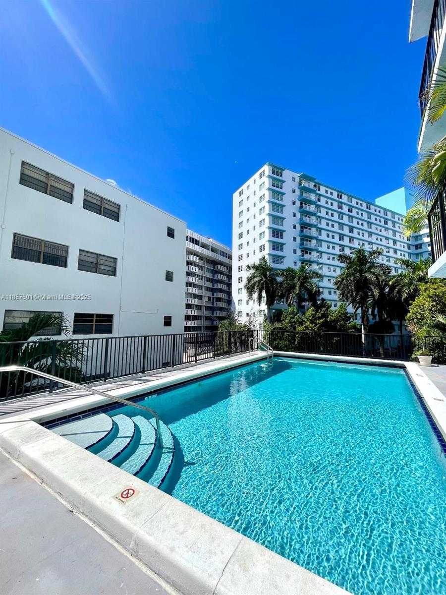 Small Image of 899 WEST AVE #5C, Miami Beach Number 6