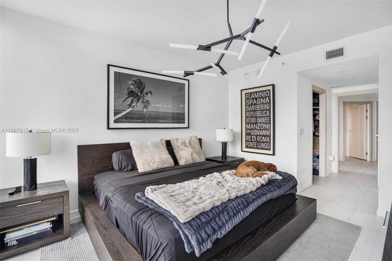 Small Image of 1000 BRICKELL PLZ #4315, Miami Number 15