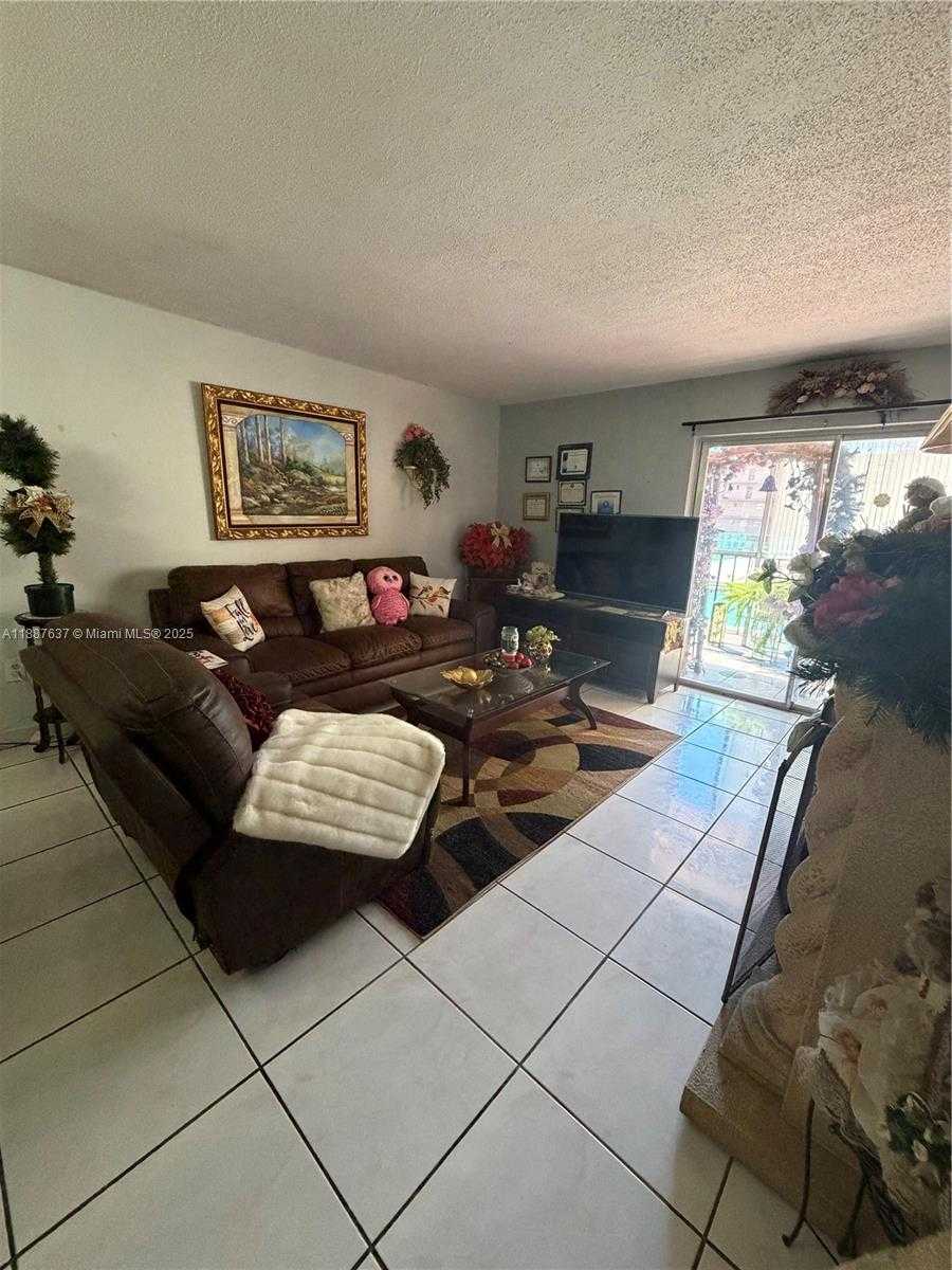 Small Image of 1810 WEST 56TH ST #3121, Hialeah Number 3
