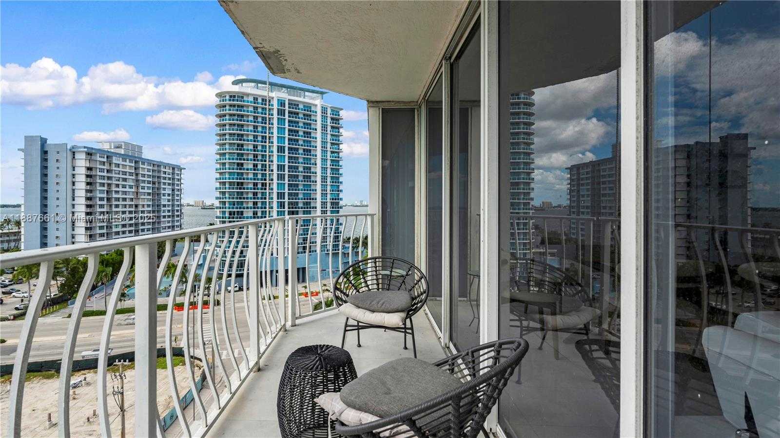 Small Image of 7601 EAST TREASURE DR #1011, North Bay Village Number 11