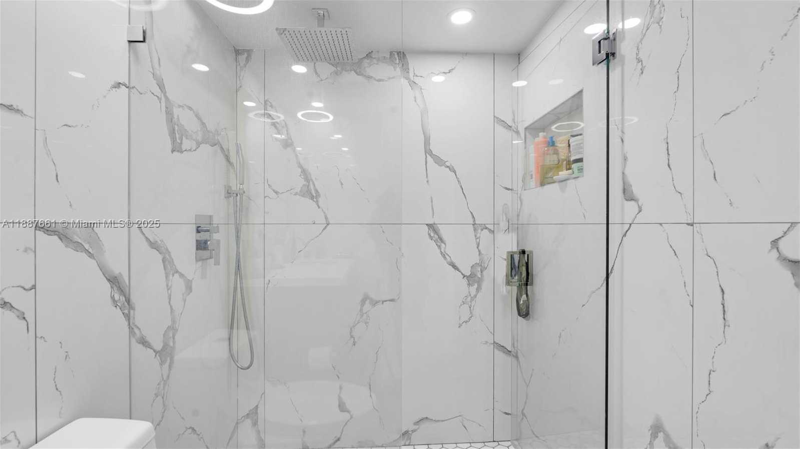 Small Image of 7601 EAST TREASURE DR #1011, North Bay Village Number 33