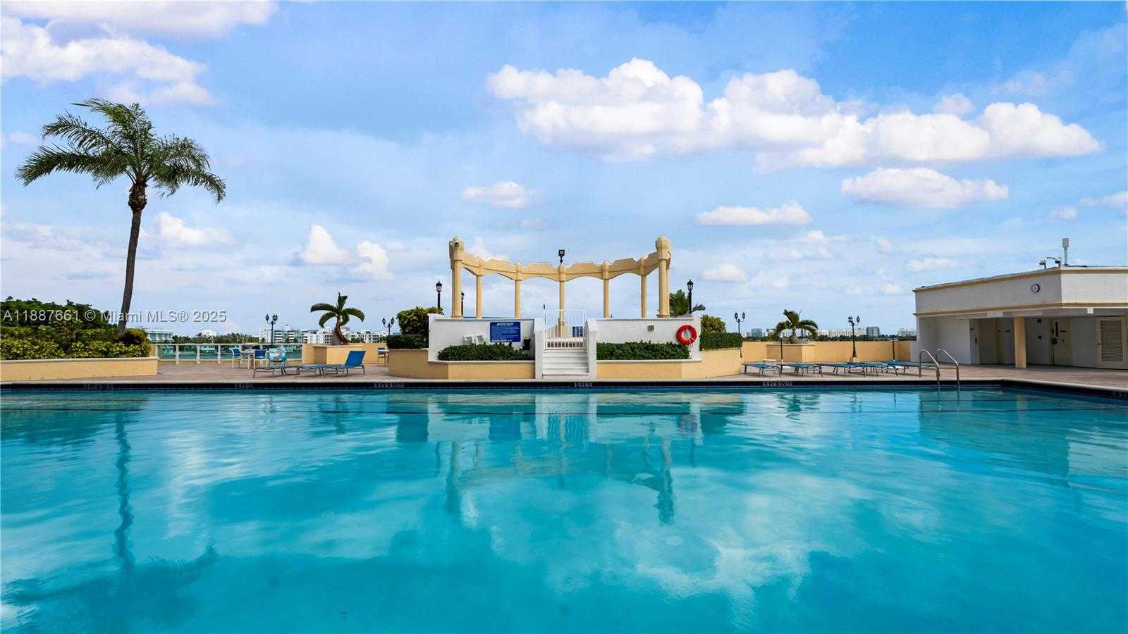 Small Image of 7601 EAST TREASURE DR #1011, North Bay Village Number 34