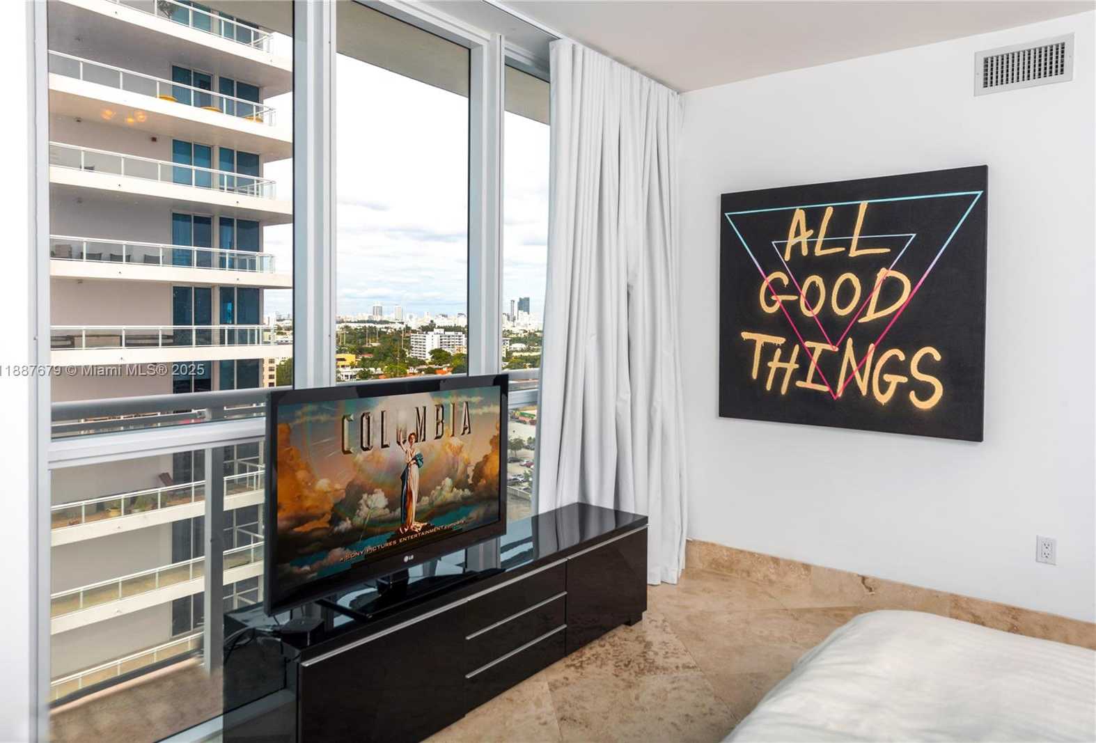 Small Image of 520 WEST AVE #1405, Miami Beach Number 10
