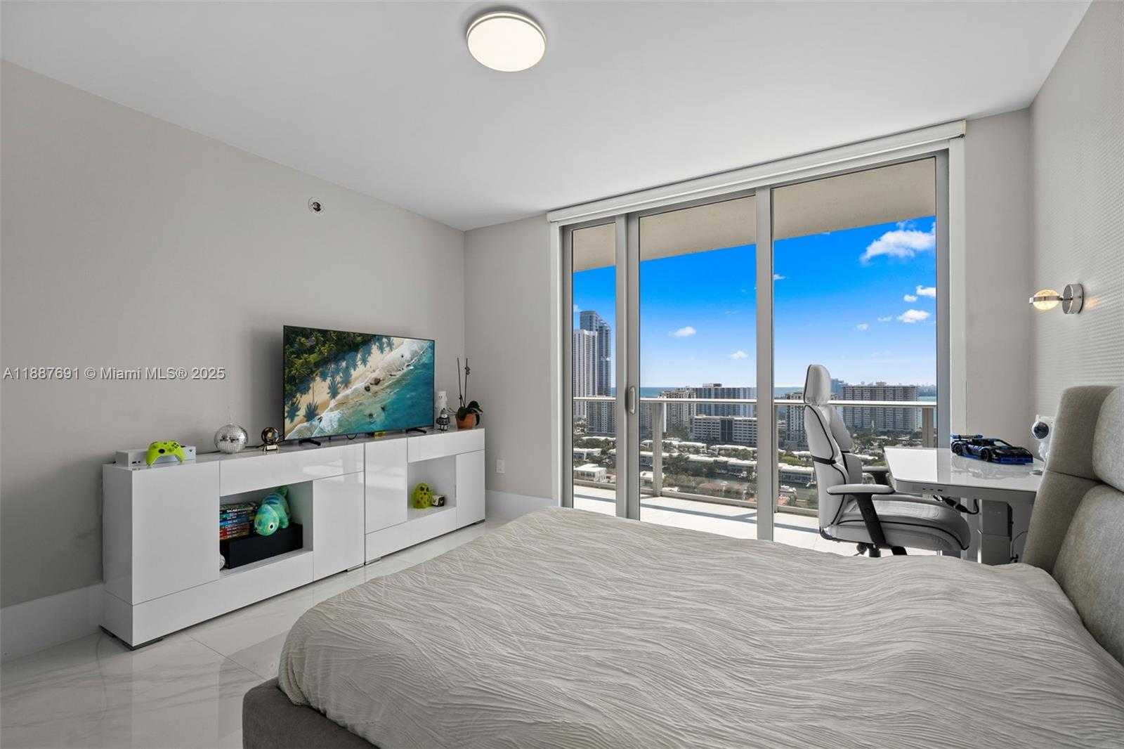 Small Image of 330 SUNNY ISLES BLVD #5-2204, Sunny Isles Beach Number 23