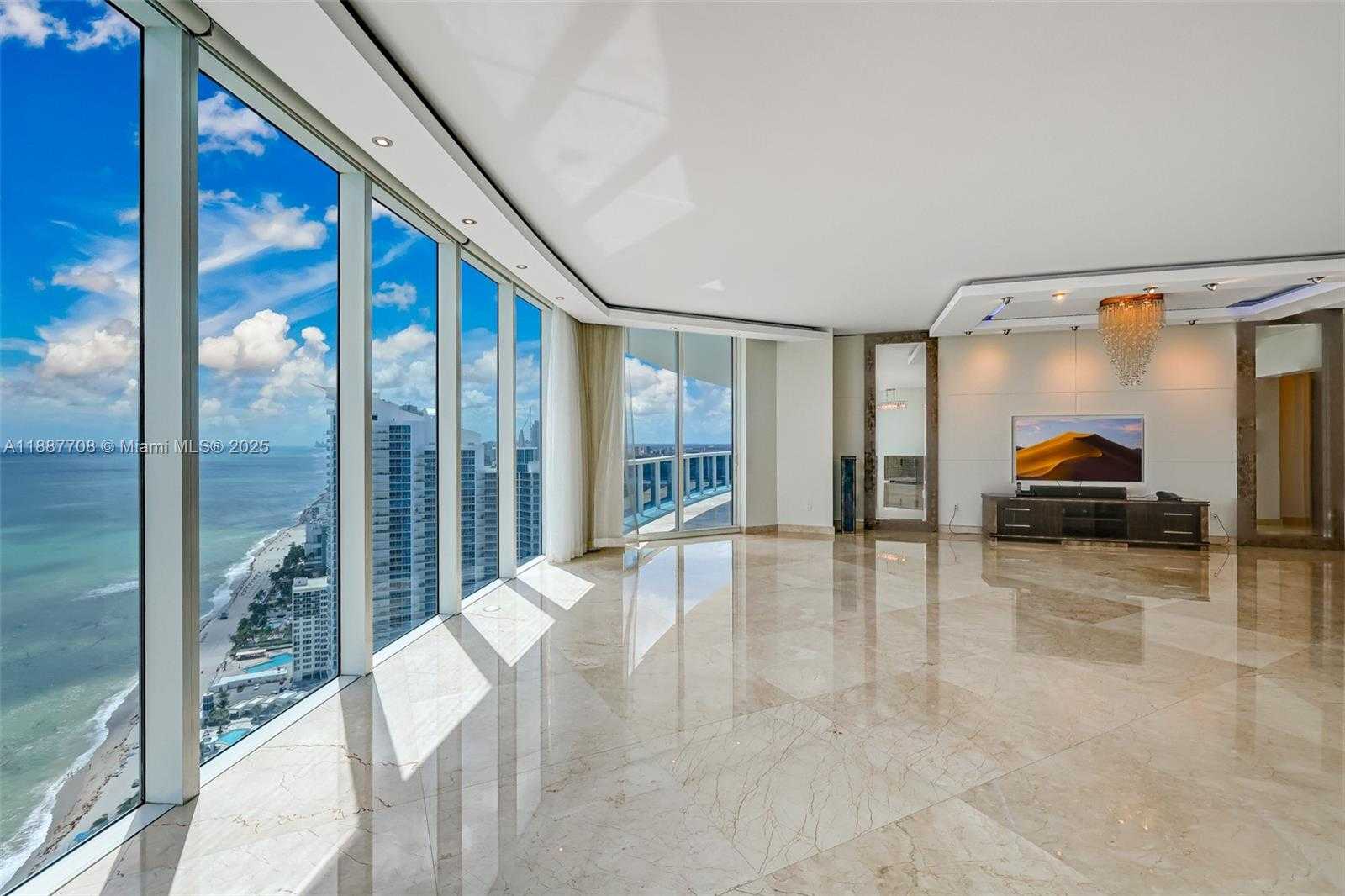 Small Image of 2711 SOUTH OCEAN DR #3705, Hollywood Number 12