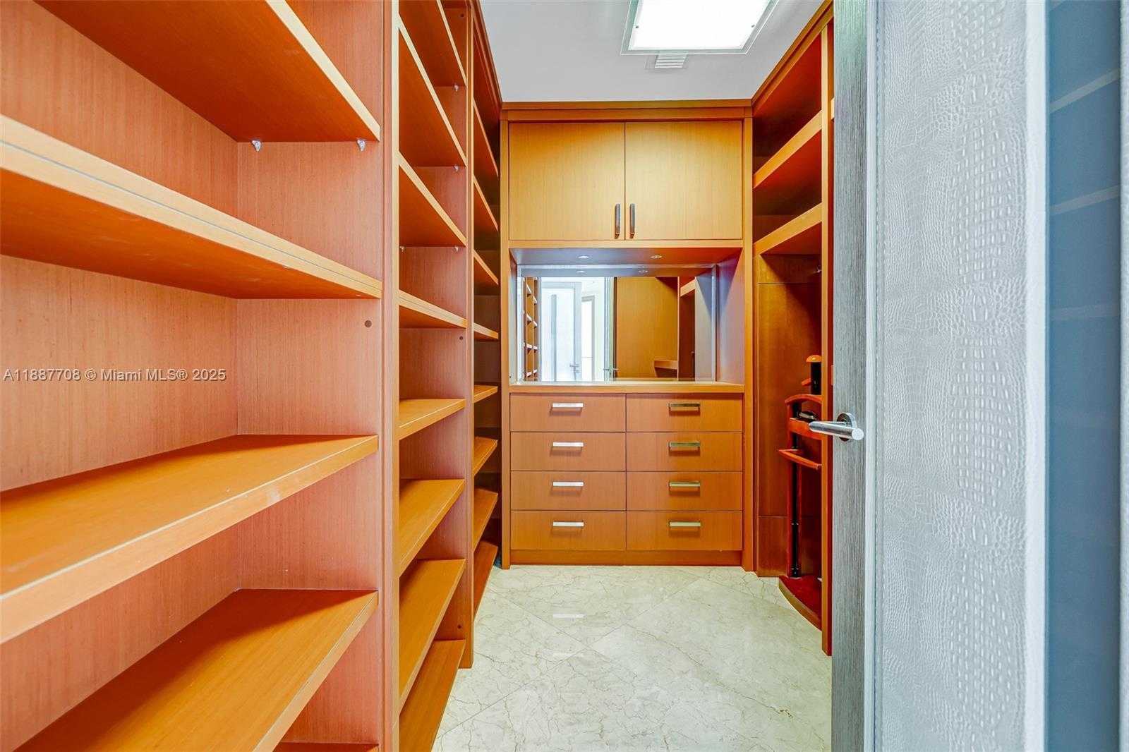 Small Image of 2711 SOUTH OCEAN DR #3705, Hollywood Number 33
