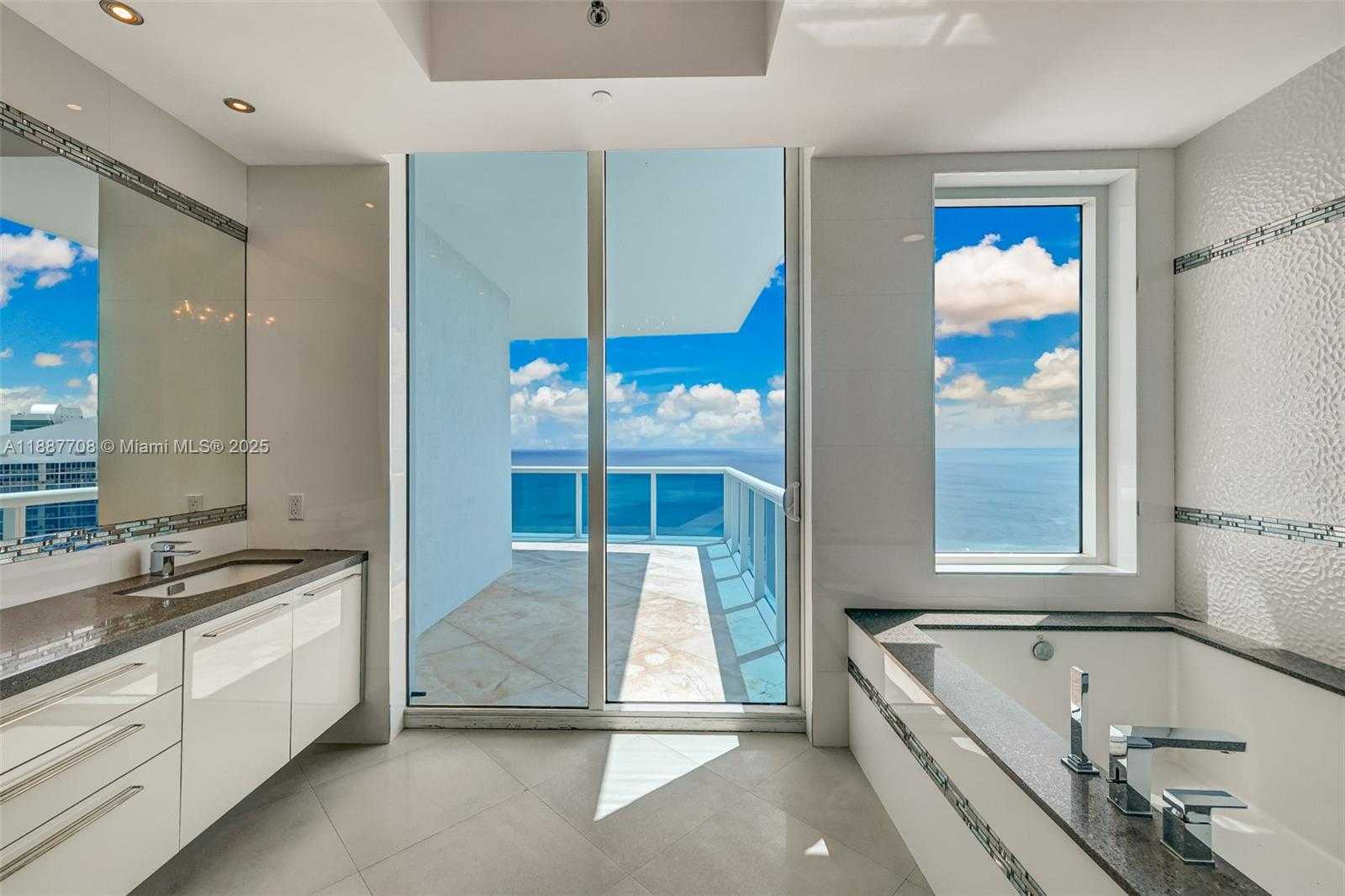 Small Image of 2711 SOUTH OCEAN DR #3705, Hollywood Number 38