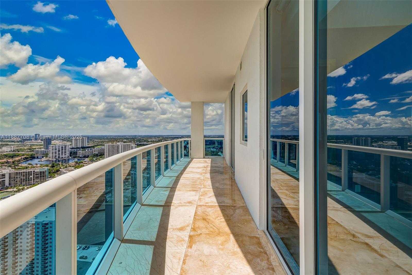 Small Image of 2711 SOUTH OCEAN DR #3705, Hollywood Number 45