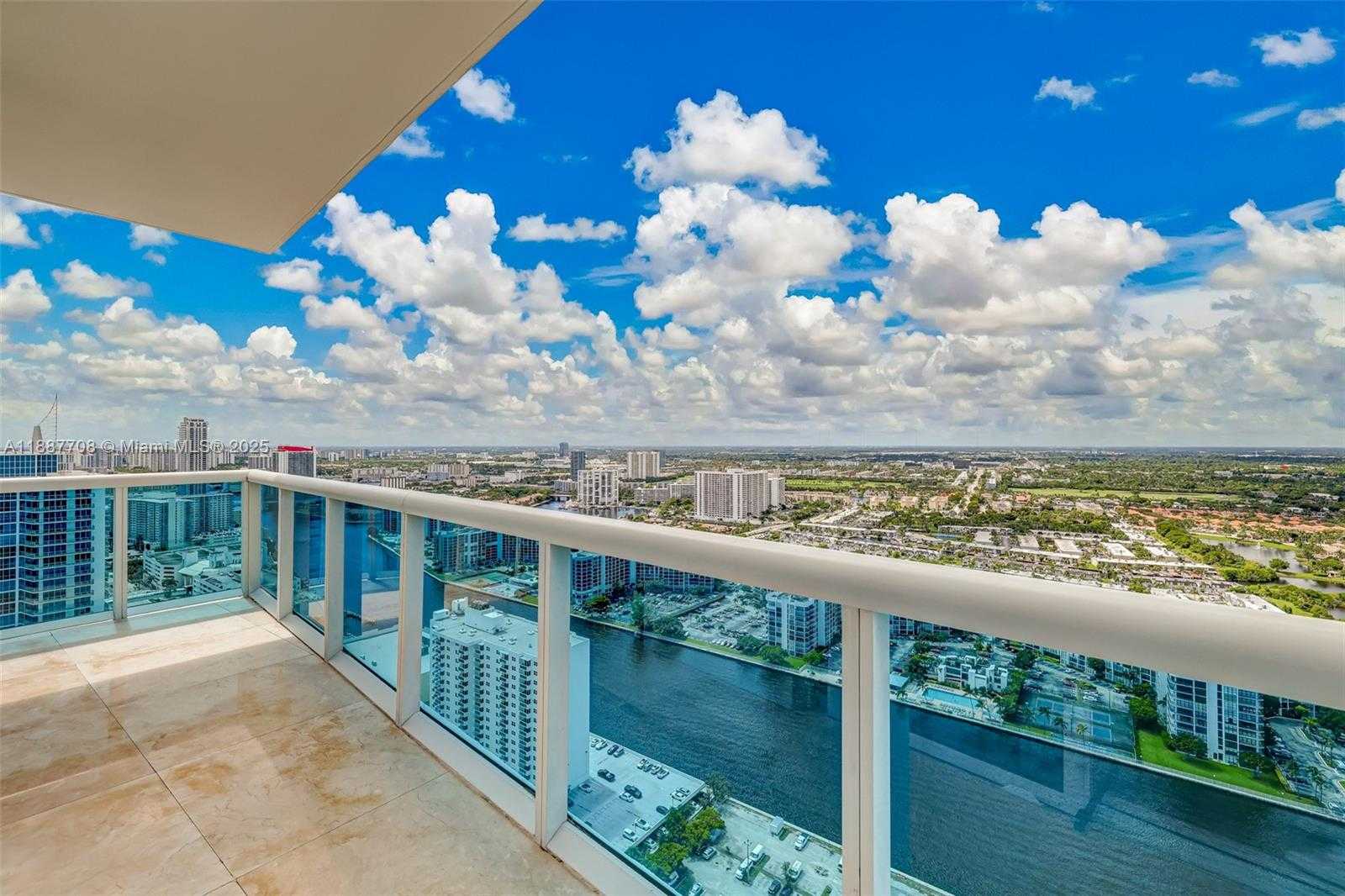 Small Image of 2711 SOUTH OCEAN DR #3705, Hollywood Number 58