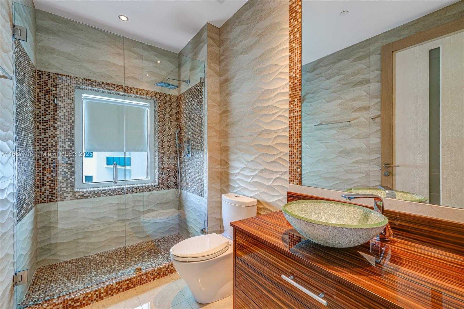 Small Image of 2711 SOUTH OCEAN DR #3705, Hollywood Number 64