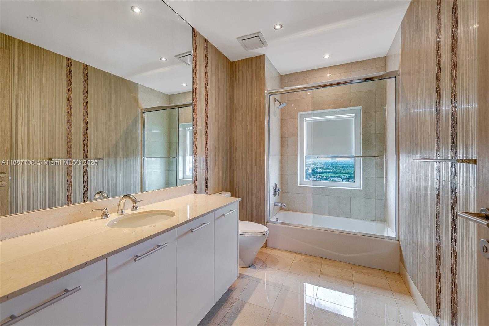 Small Image of 2711 SOUTH OCEAN DR #3705, Hollywood Number 67