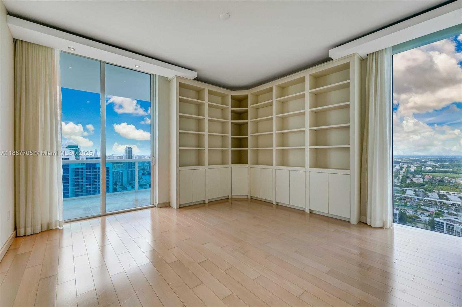 Small Image of 2711 SOUTH OCEAN DR #3705, Hollywood Number 68