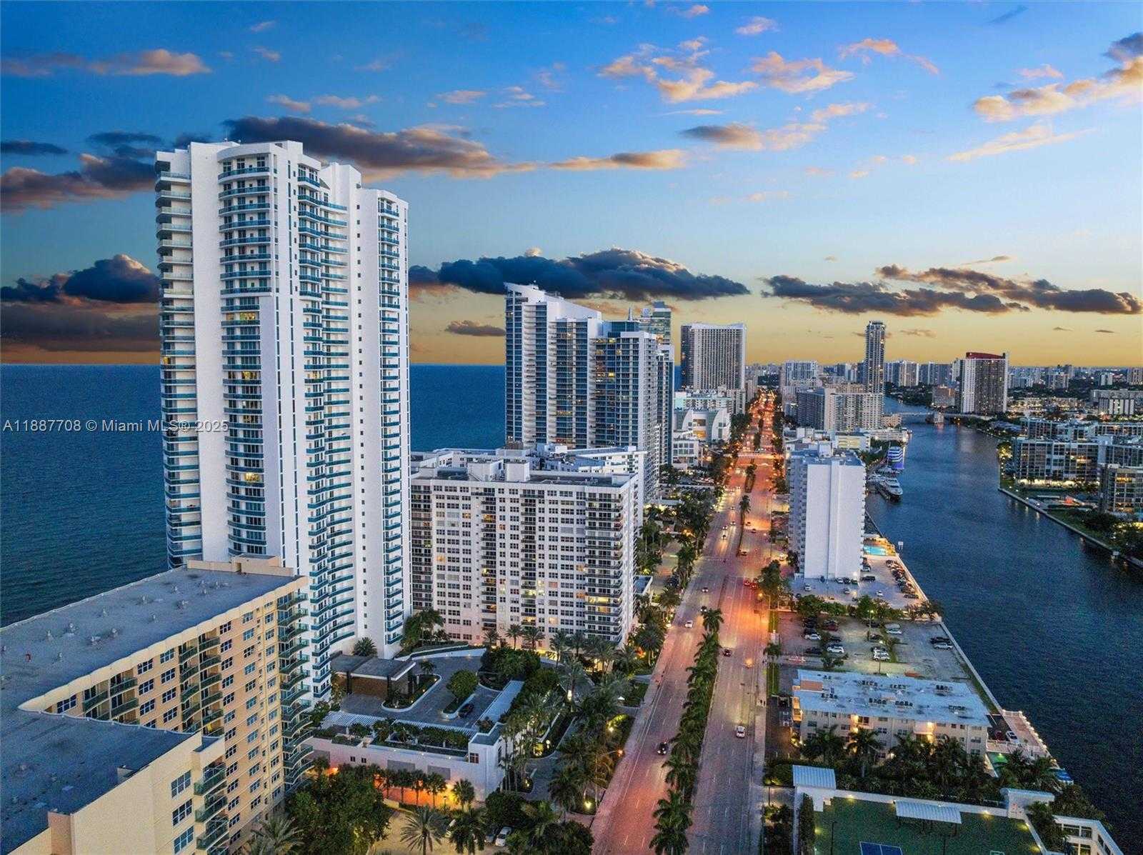 Small Image of 2711 SOUTH OCEAN DR #3705, Hollywood Number 96