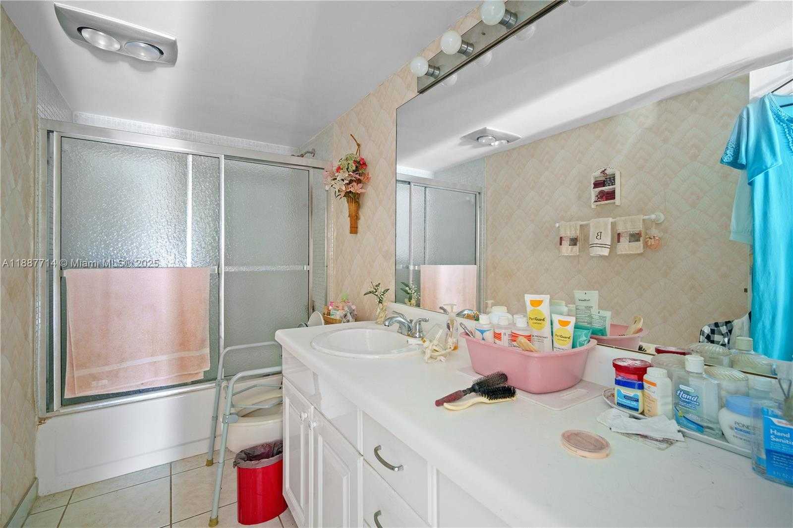 Small Image of 1160 NORTH FEDERAL HWY #1018, Fort Lauderdale Number 12