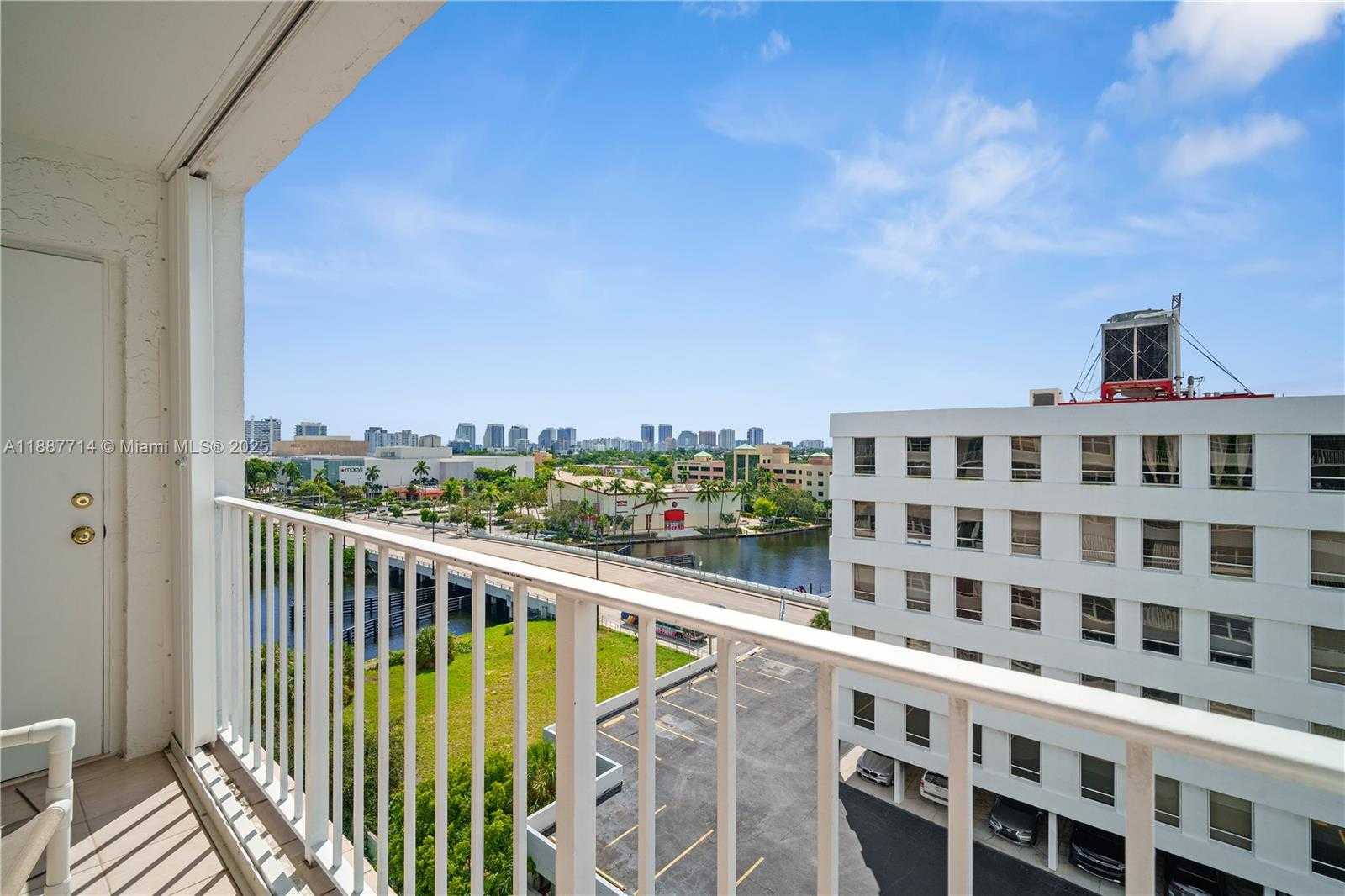 Small Image of 1160 NORTH FEDERAL HWY #1018, Fort Lauderdale Number 13