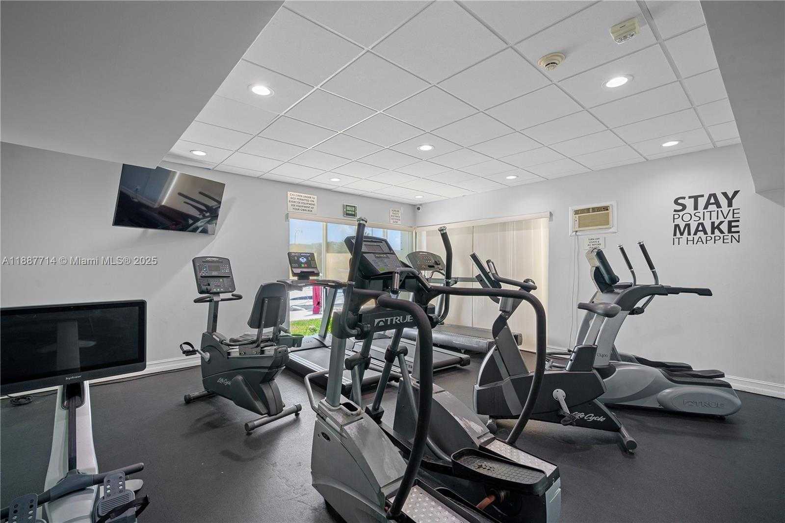 Small Image of 1160 NORTH FEDERAL HWY #1018, Fort Lauderdale Number 20