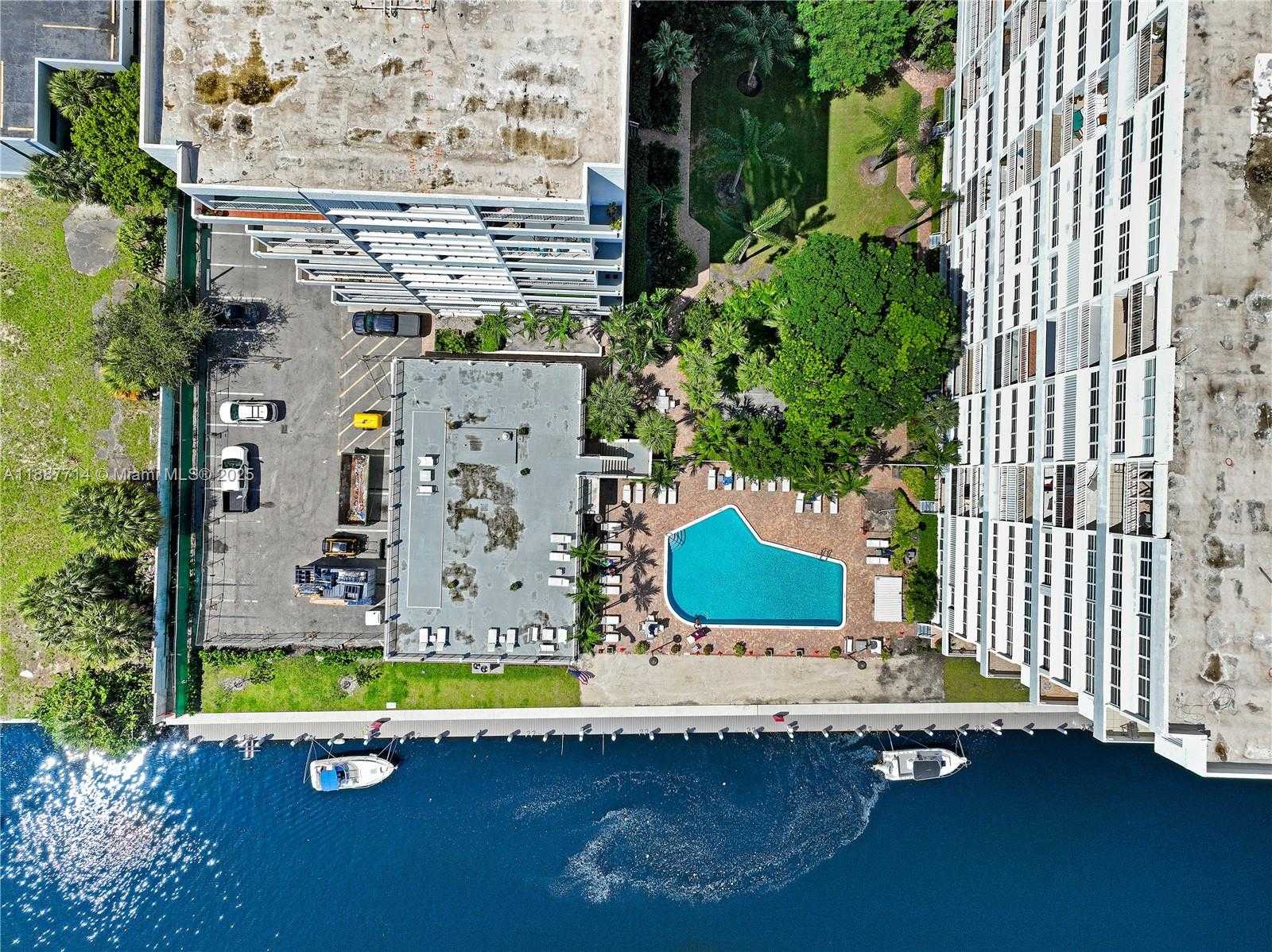 Small Image of 1160 NORTH FEDERAL HWY #1018, Fort Lauderdale Number 25