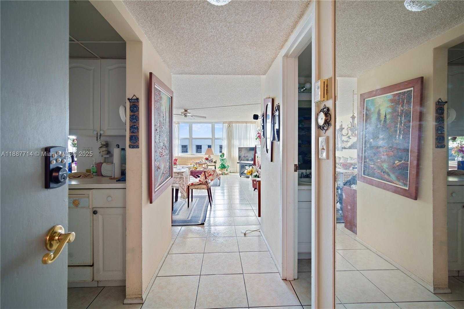 Small Image of 1160 NORTH FEDERAL HWY #1018, Fort Lauderdale Number 6