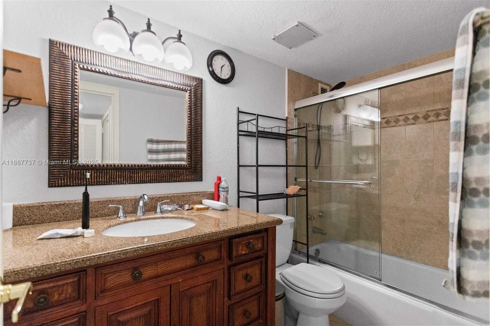 Small Image of 2030 SOUTH OCEAN DR #1710, Hallandale Beach Number 20