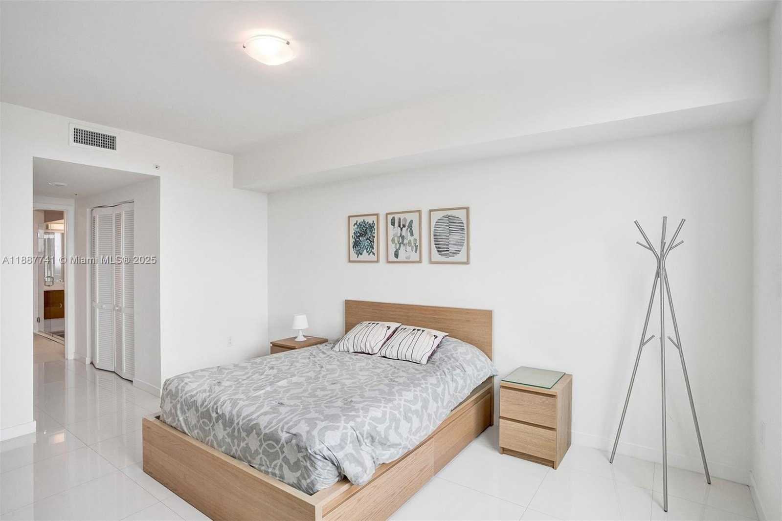 Small Image of 7825 NORTH WEST 107TH AVE #604, Doral Number 9