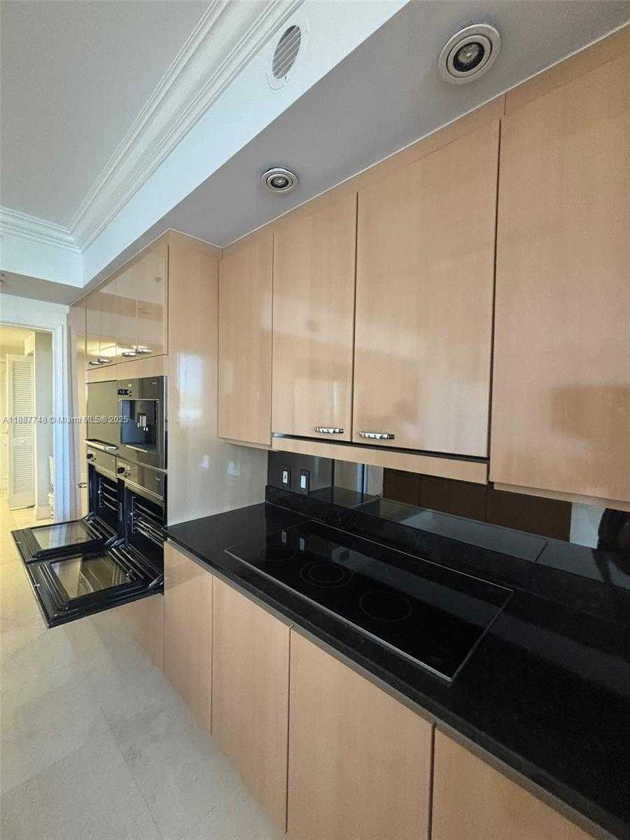 Small Image of 791 CRANDON BLVD #1506, Key Biscayne Number 15