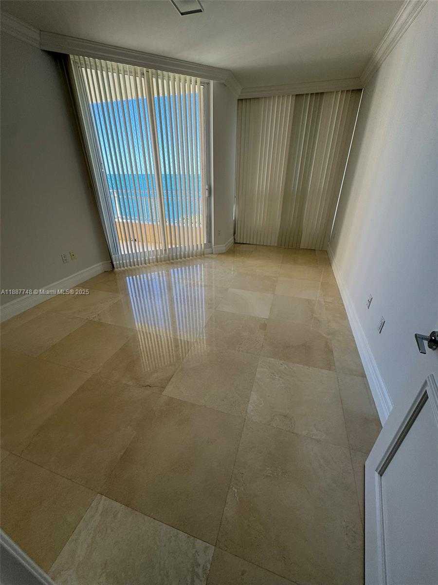 Small Image of 791 CRANDON BLVD #1506, Key Biscayne Number 17