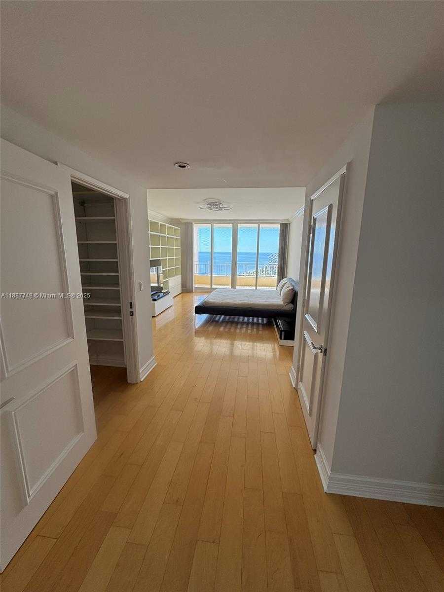 Small Image of 791 CRANDON BLVD #1506, Key Biscayne Number 19