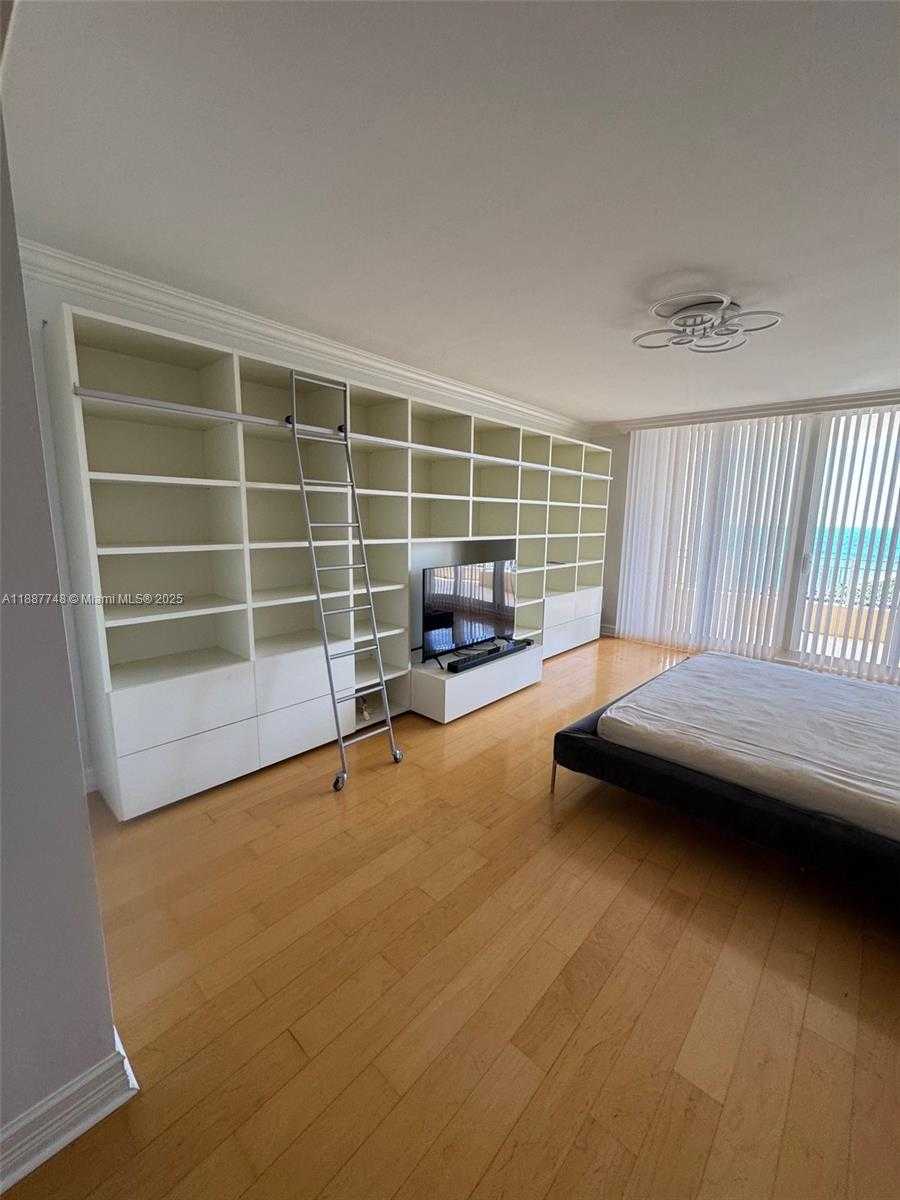Small Image of 791 CRANDON BLVD #1506, Key Biscayne Number 2