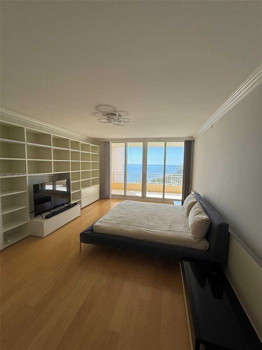 Small Image of 791 CRANDON BLVD #1506, Key Biscayne Number 23