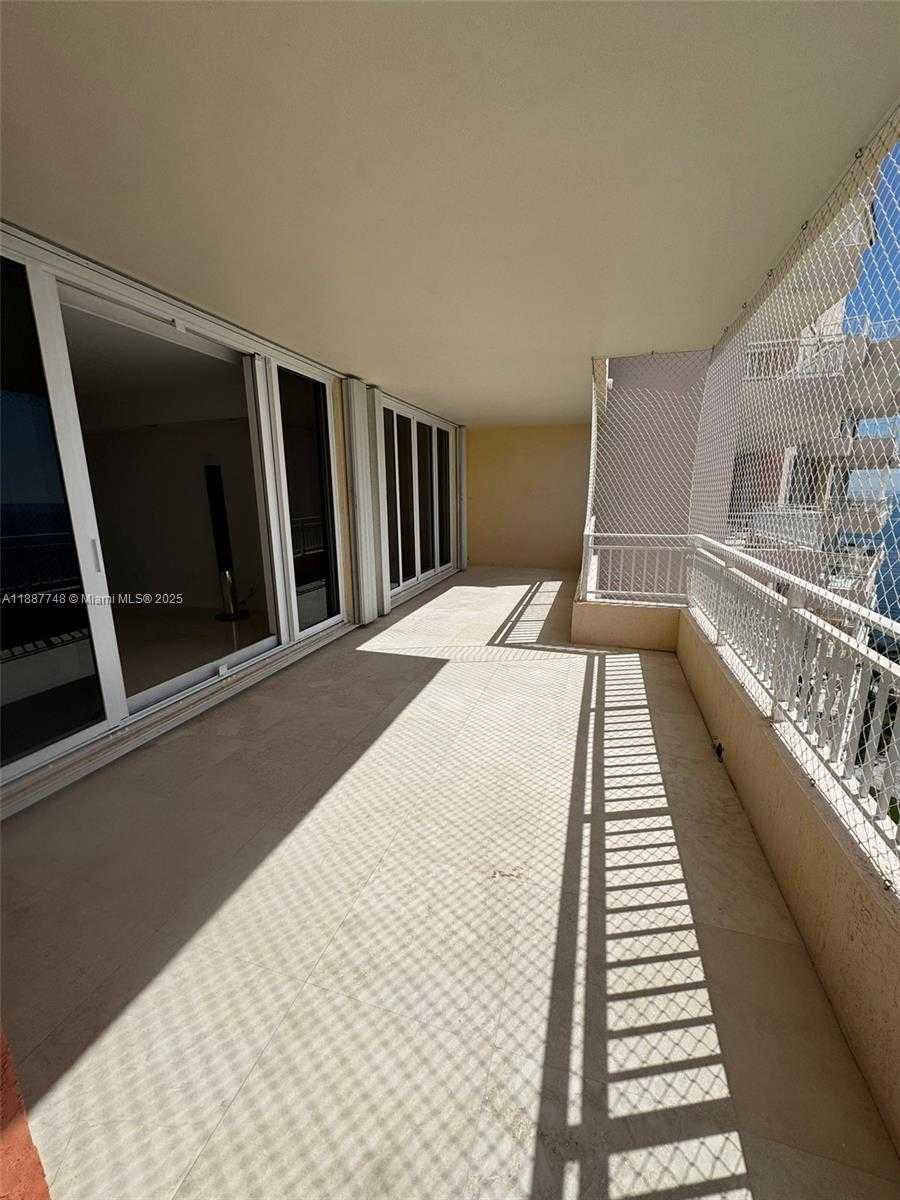 Small Image of 791 CRANDON BLVD #1506, Key Biscayne Number 45