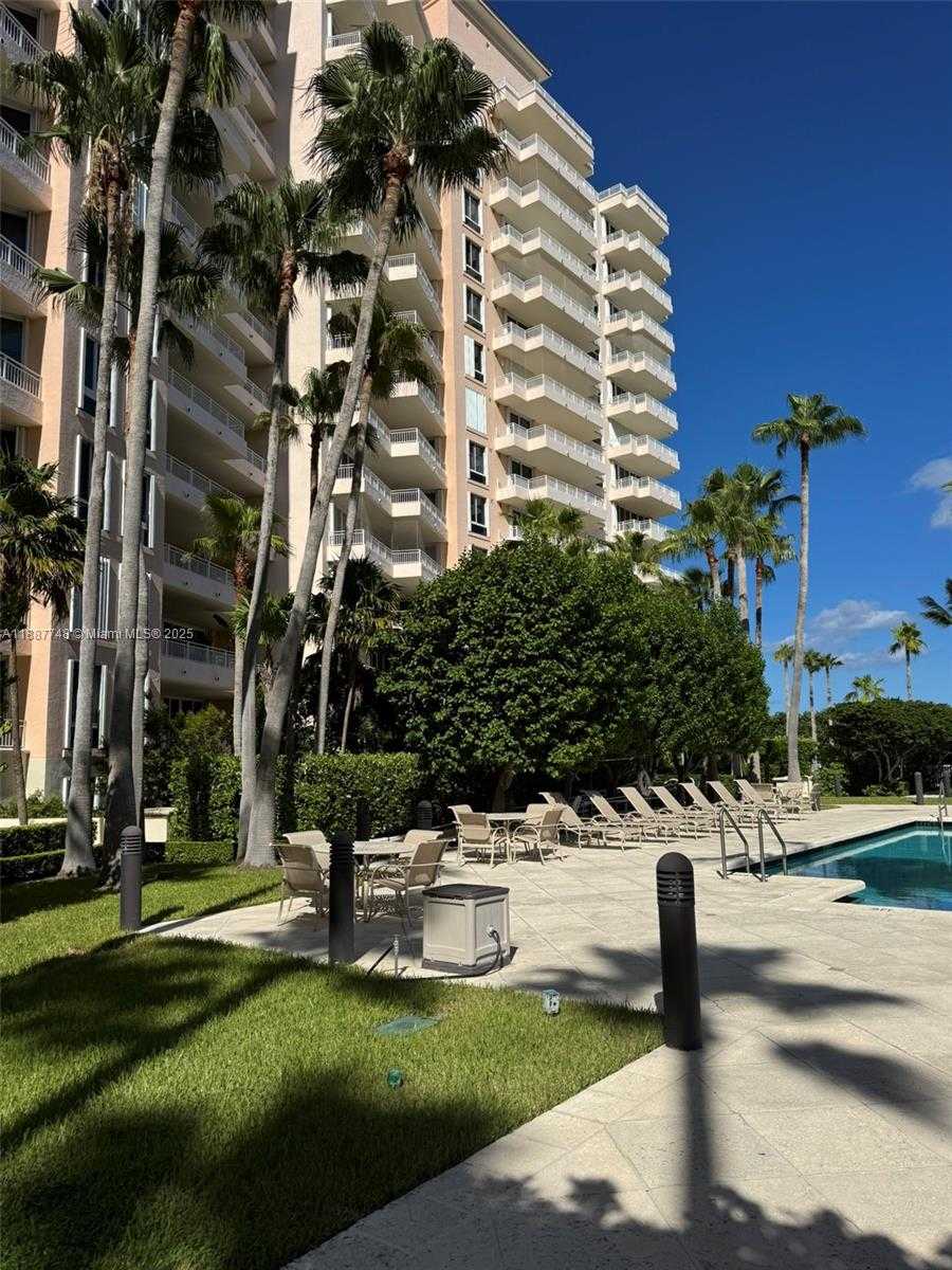 Small Image of 791 CRANDON BLVD #1506, Key Biscayne Number 51