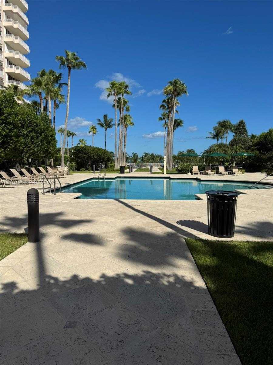 Small Image of 791 CRANDON BLVD #1506, Key Biscayne Number 57