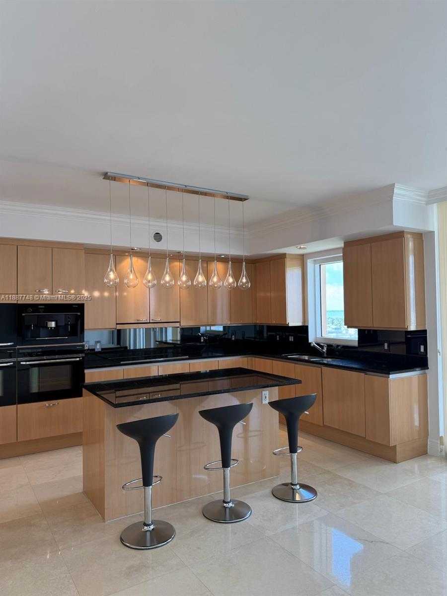 Small Image of 791 CRANDON BLVD #1506, Key Biscayne Number 9