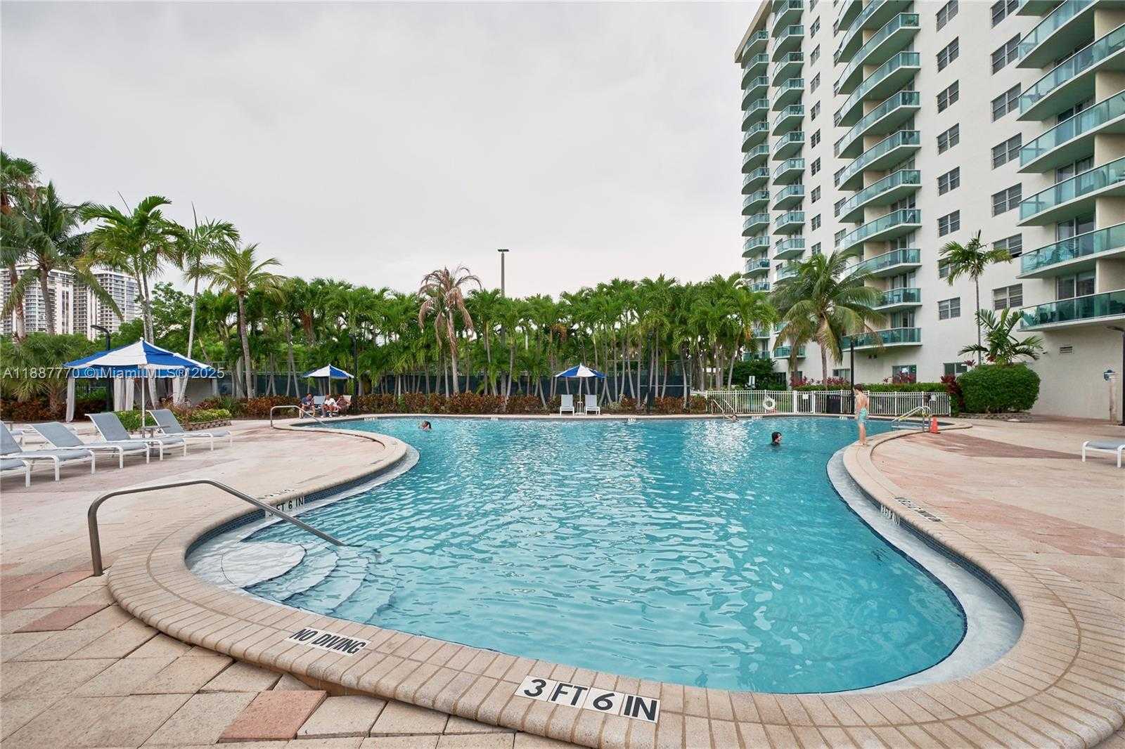 Small Image of 19370 COLLINS AVE #919, Sunny Isles Beach Number 25