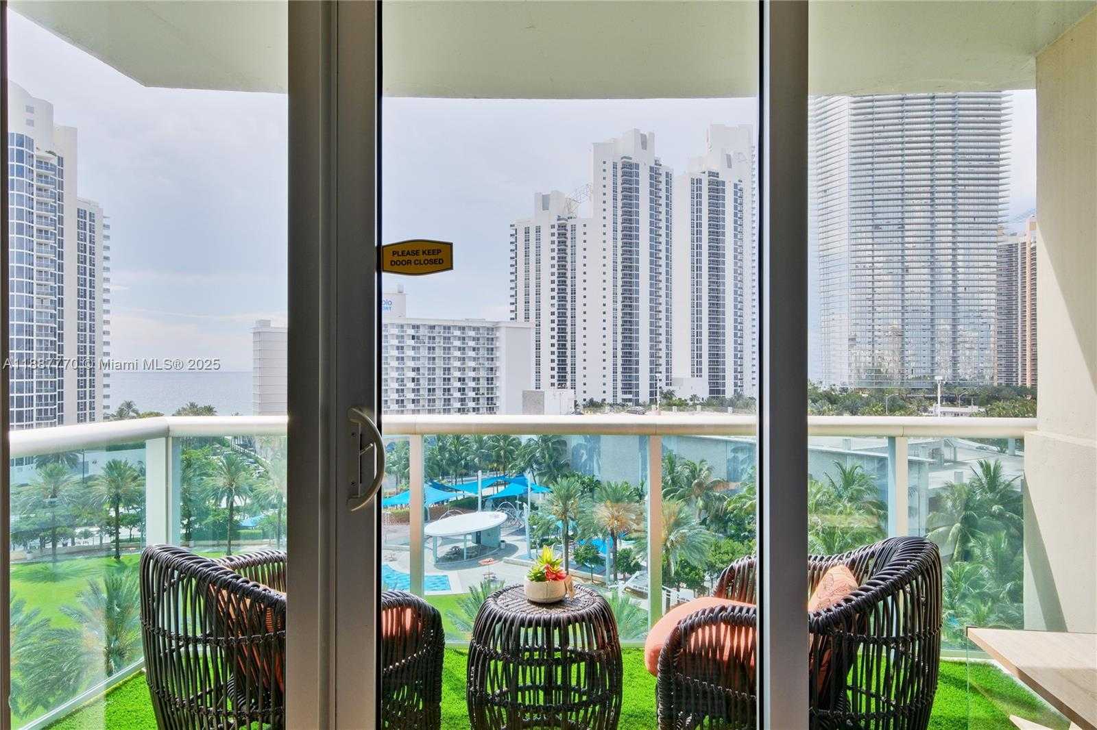 Small Image of 19370 COLLINS AVE #919, Sunny Isles Beach Number 4