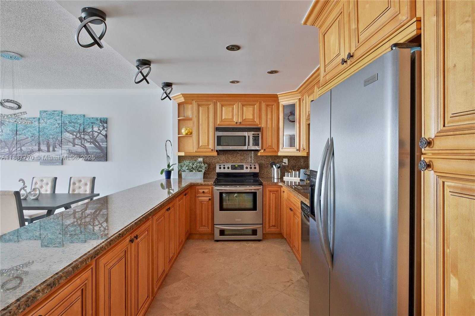 Small Image of 19370 COLLINS AVE #919, Sunny Isles Beach Number 8
